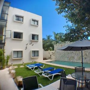 https://habitaciones-viento-suites.quintano-roohotels.com